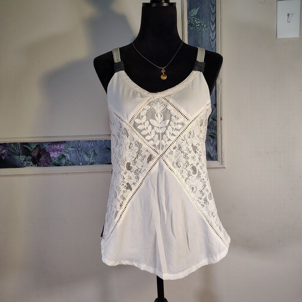 Whimsical Lace Floral Boho Tank Top Medium/T504